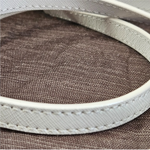 💎✨EXCELLENT💎✨Kate Spade White Geometric Perforated Crossbody Bag - Picture 8 of 16